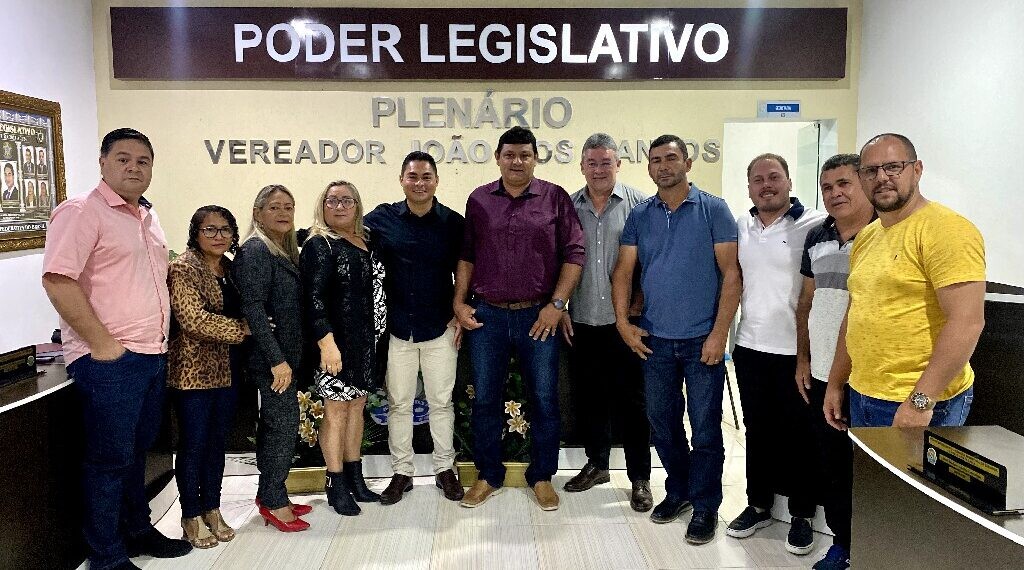 presidente-tony-albuquerque-entrega-veiculo-zero-quilometro-durante-abertura-de-trabalho-legislativo