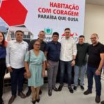 Vereadores participam de solenidade de anúncio da construção de 50 casas para Serraria